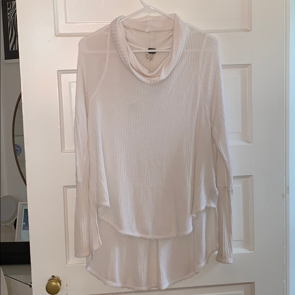 Waffle knit high low sweater